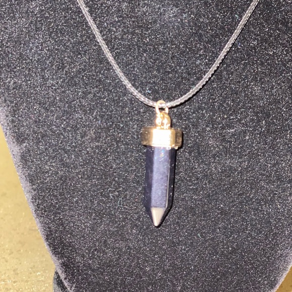 Black necklace! - Picture 2 of 5